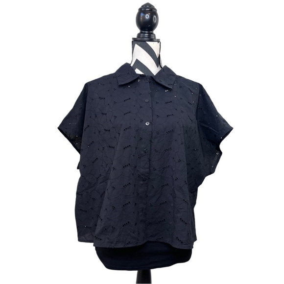 a new day Tops - NWT a new day Minimalist Sz XXL Eyelet Short-Sleeve Button Down Shirt & Tank Set